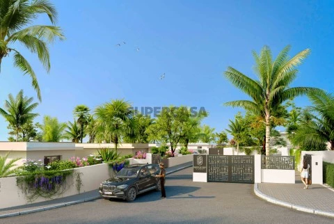 Luxuosa Residência em Faro, frente à Ria Formosa, com Adega, Hamman, Ginásio, Garagem, Piscina e Jardim