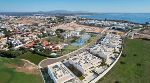 Moradia T4 em São Gonçalo de Lagos, Lagos