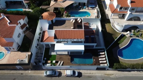 Encantadora Moradia T4+2 em Albufeira