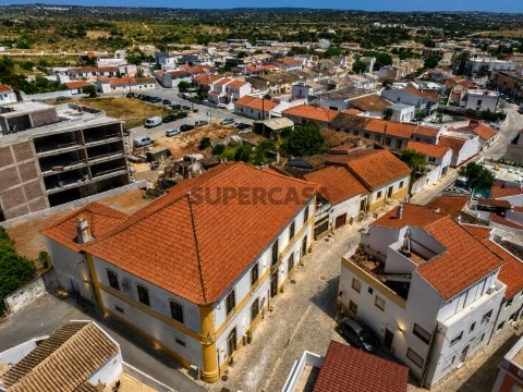 Huis 25 kamers Op Rua Almeida Garrett, Pêra, Silves