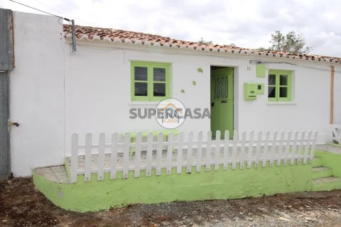 Moradia T3 em Garvão, Ourique