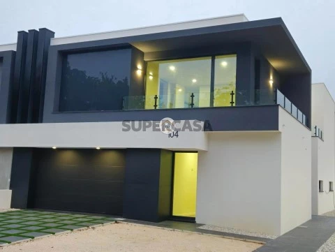 Moradia T4 em Santa Joana, Aveiro