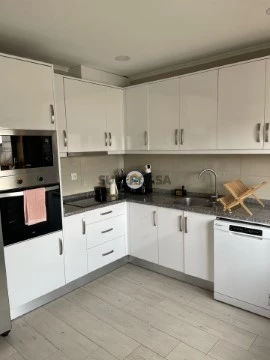 Apartamento T3 em Santa Joana, Aveiro
