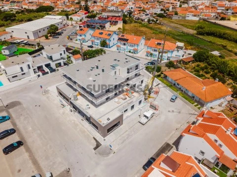 Apartamento T2 em Ferrel, Peniche