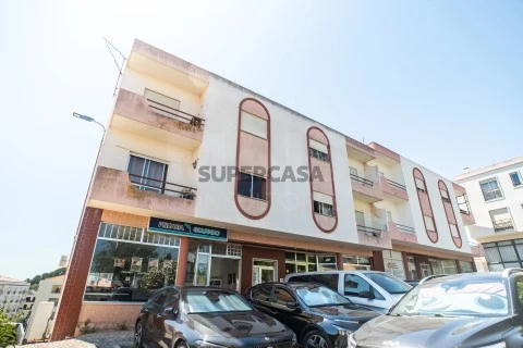 Apartamento T2 em Cadaval e Pêro Moniz, Cadaval