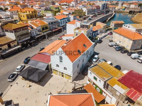 Prédio em Peniche, Peniche