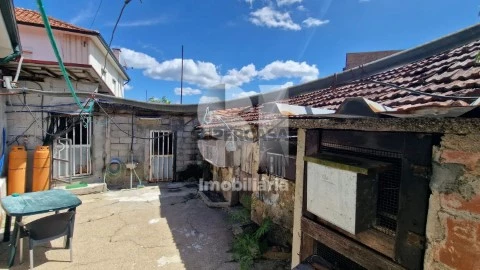 Moradia T1 em Louredo, Paredes