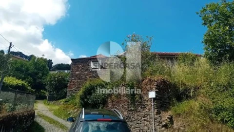 Moradia T3 em Sobreira, Paredes