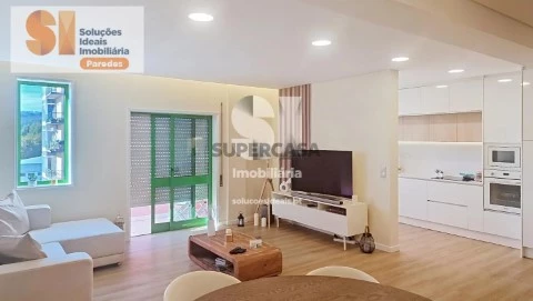 Apartamento T4 em Paredes, Paredes