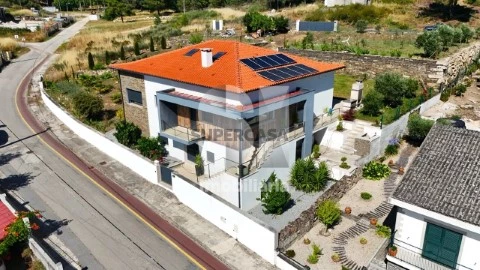 Moradia T2 em Favaios, Alijó
