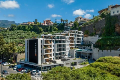Apartamento T6 em São Pedro, Funchal