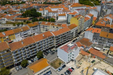 APARTAMENTO T5 - CENTRO DE SANTAREM (9)