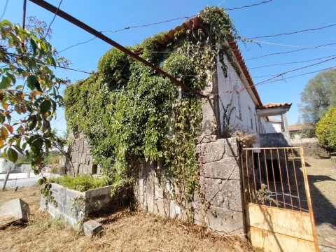 Moradia Isolada T5 em Alvelos, Barcelos