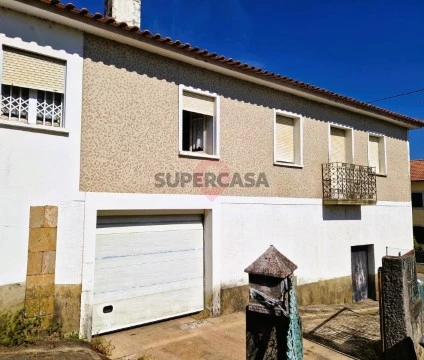 Moradia T4 em Bela, Monção