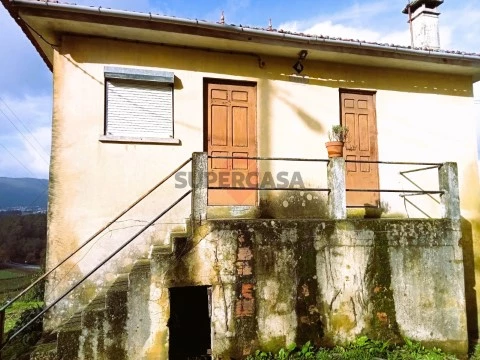 Moradia T3 em Paderne, Melgaço