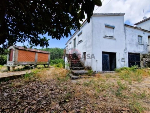 Moradia T3 em Tangil, Monção