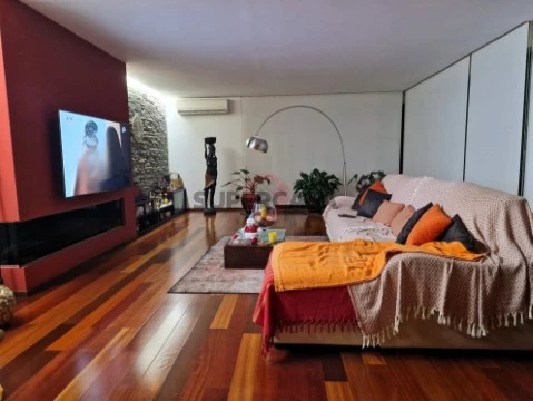 Moradia T3 em Bela, Monção