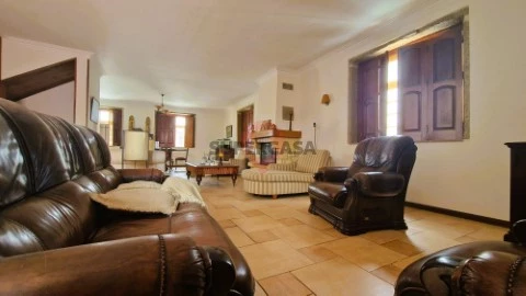 Apartamento T4 em Vila e Roussas, Melgaço