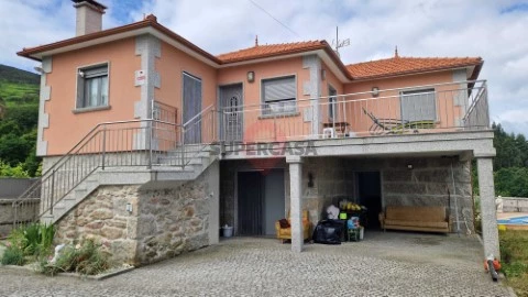 Haus 5 Zimmer auf Chaviães e Paços, Melgaço