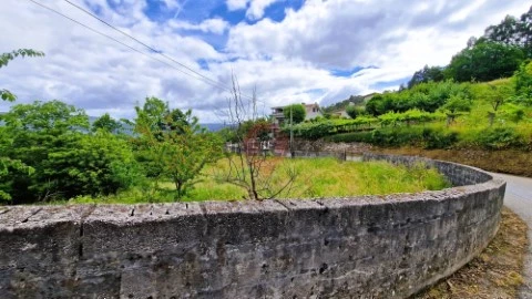 Terreno Rústico em Chaviães e Paços, Melgaço