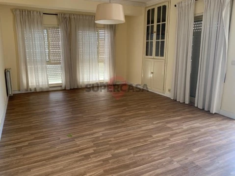 Apartamento T3 em Valença, Cristelo Covo e Arão, Valença