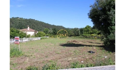 Terreno em Geme, Vila Verde