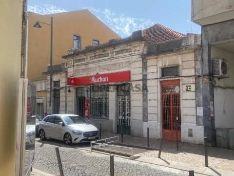 W5065 - Venda de Sociedade com 4,25% de rentabilidade | Wallis Real Estate