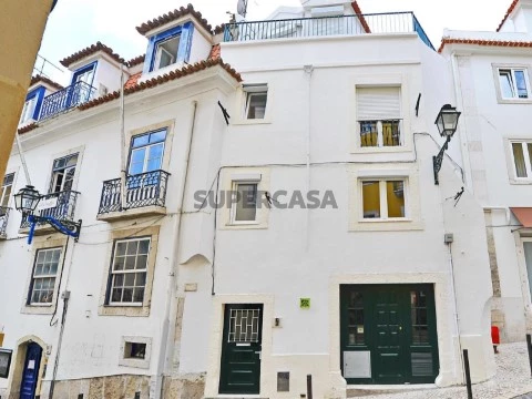 W5089 - Prédio totalmente reabilitado na Mouraria | Wallis Real Estate