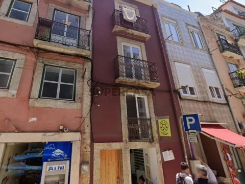 W5098 - Prédio totalmente reabilitado na zona de São Bento | Wallis Real Estate