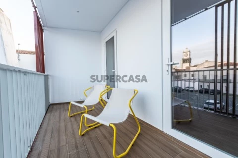 W5164E - 2-bedroom apartment in the Brum Design Apartments development in Ponta Delgada, Azores | Wallis Real Estate