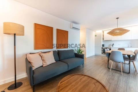 W5164F - Apartamento T2 em Ponta Delgada, Açores