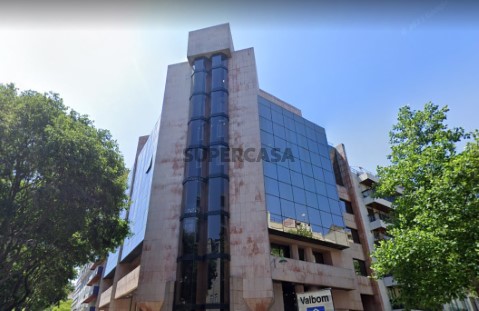 W4682 - Escritório com 406 m2 nas Avenidas Novas | Wallis Real Estate