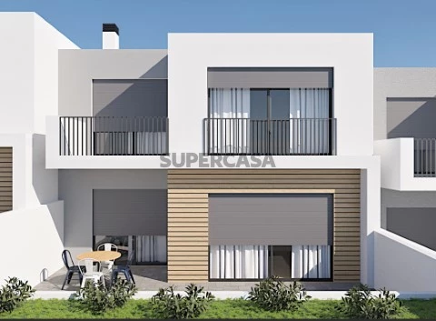 Moradia com 3 quartos