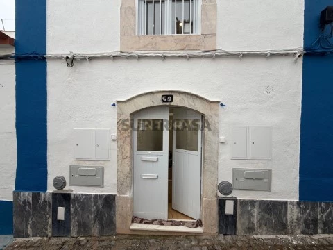 Apartamento T1 em Borba (Matriz), Borba