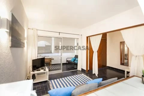 Apartamento T0 em Costa da Caparica, Almada