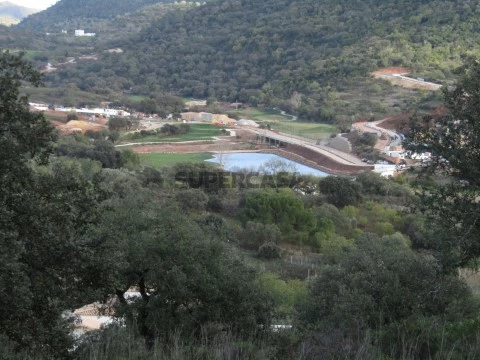 Terreno com vista para o Resort Quinta da Ombria, Algarve