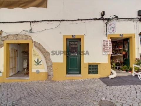Loja | Évora | Centro Histórico | Rustiévora | Venda