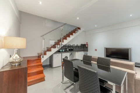Moradia T1 | centro histórico | renovada | Rustiévora | arrendamento
