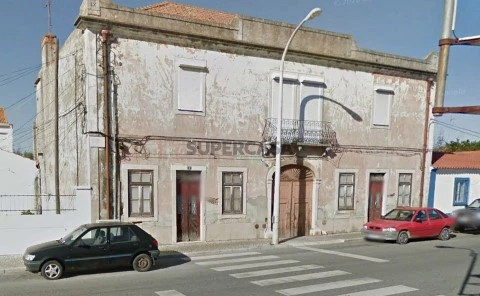 Prédio na Rua Dom Nuno Álvares Pereira, Grândola e Santa Margarida da Serra, Grândola
