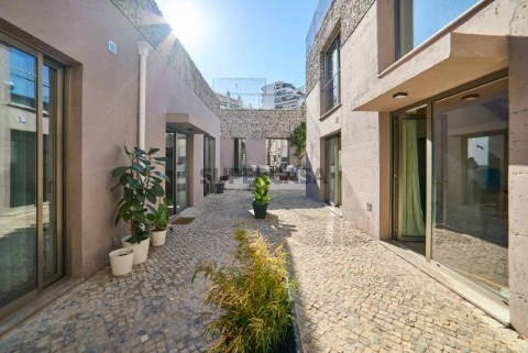 Gebouw Op Faro (Sé e São Pedro), Faro