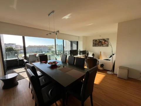 Sala de jantar e estar