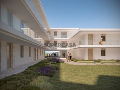 Gebouw Op Estrada das Alcáçovas, N.S. da Tourega e N.S. de Guadalupe, Évora