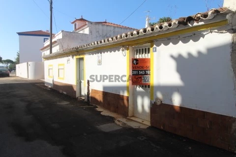 Moradia T3 na Rua de Espanha, Altura, Castro Marim