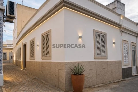 Façade