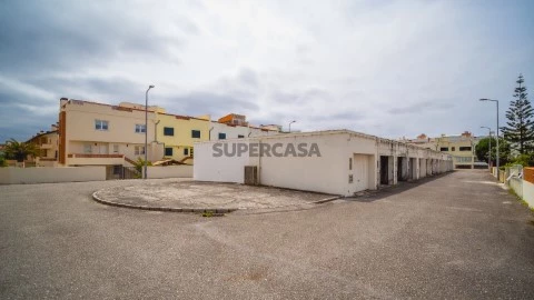 Garagem Fechada Urbanização Quinta da Boa Hora
