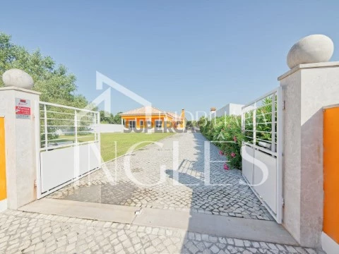 Moradia T4 em Almoster, Santarém