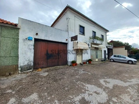 Prédio em Paialvo, Tomar
