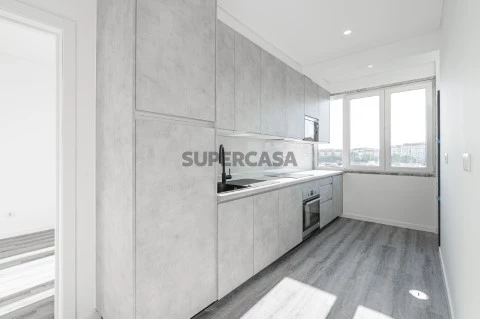 COZINHA -- APARTAMENTO T2 -- QUELUZ, SINTRA -- FOR RENT -- AFINEST REAL ESTATE-16