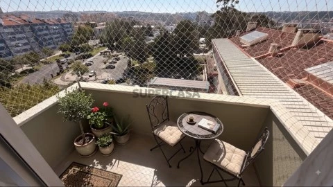 APARTAMENTO T2 ODIVELAS