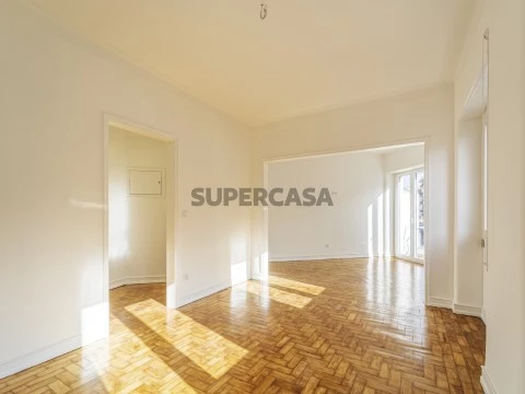 T2 Rua Santana à Lapa equipado AC varanda